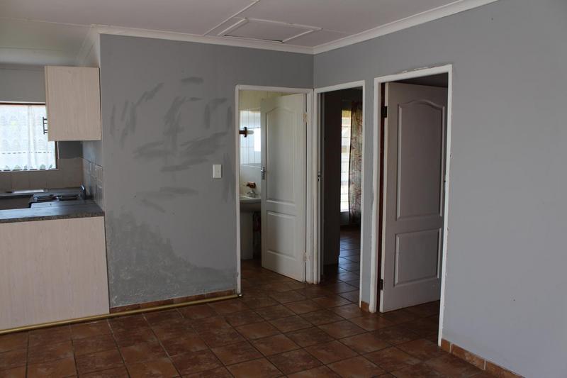 2 Bedroom Property for Sale in Albertinia Western Cape